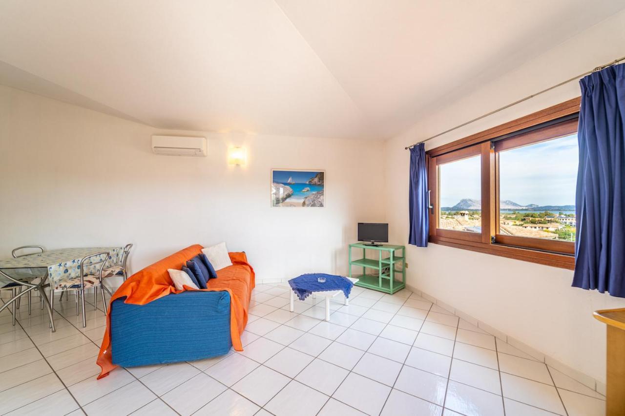 Iss Travel, Citai Panoramic Apartments - 1,5 Km From The Beach San Teodoro  Exterior photo